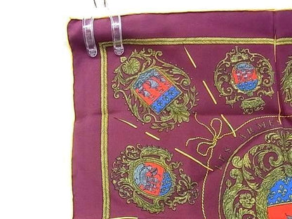 Hermes Scarf les Armes de Paris Crest Carre in 45 Bordeaux Multicolor Silk 100% — view 2