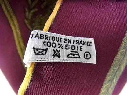 Hermes Scarf les Armes de Paris Crest Carre in 45 Bordeaux Multicolor Silk 100% — view 5