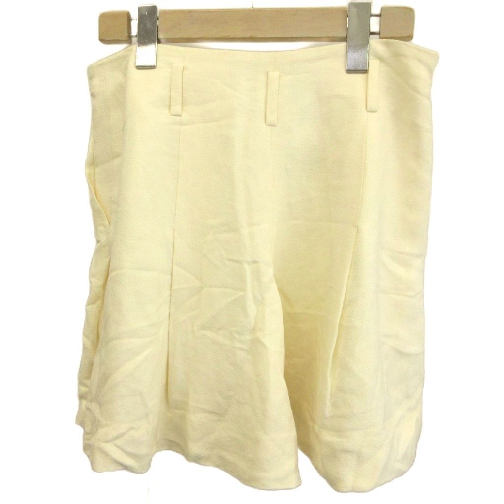 Chanel Silk 100% Culotte Skirt Shorts CC Logo Button Pleats Ivory 36 — view 2