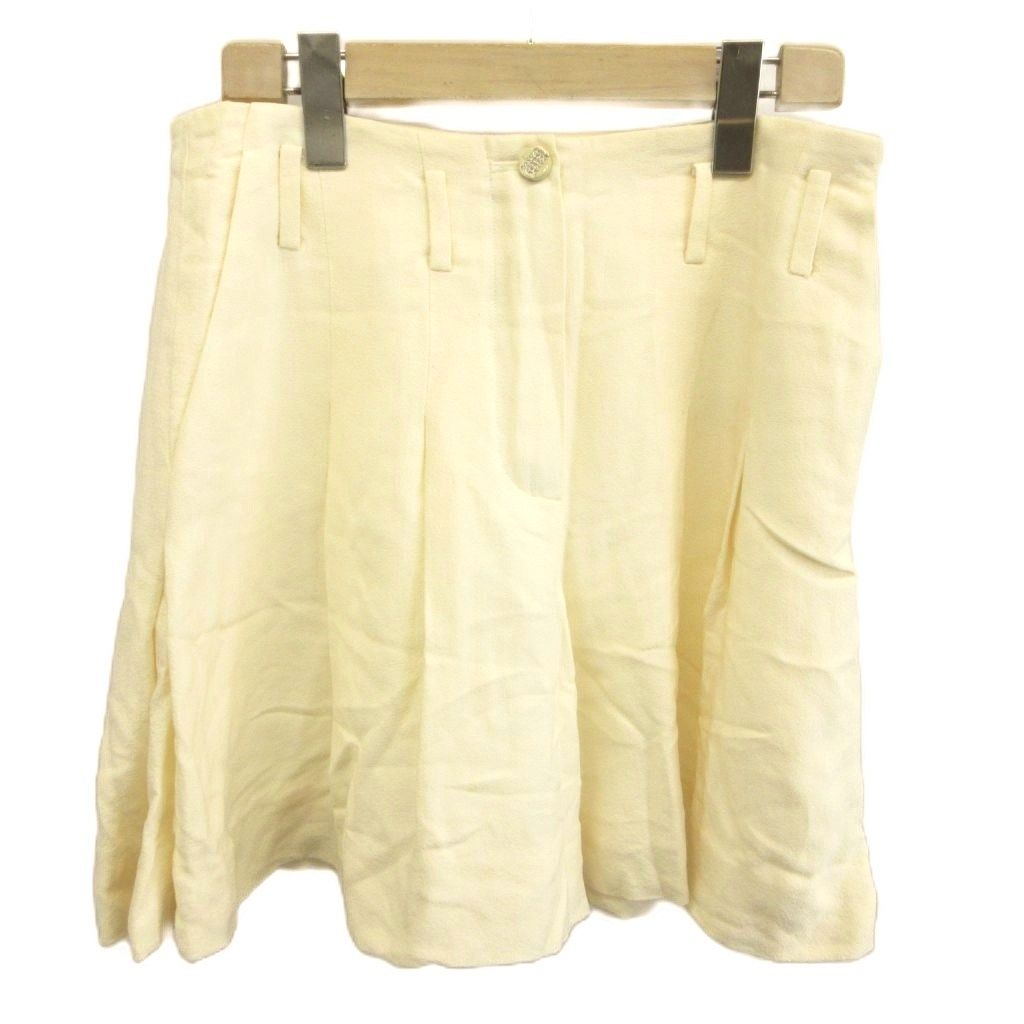 Chanel Silk 100% Culotte Skirt Shorts CC Logo Button Pleats Ivory 36