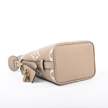 Louis Vuitton Shoulder Bag All in BB — view 6