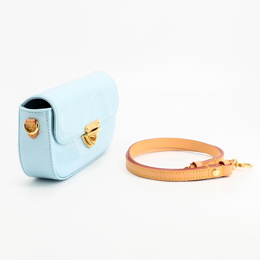 Louis Vuitton Shoulder Bag Malibu Pochette — view 2