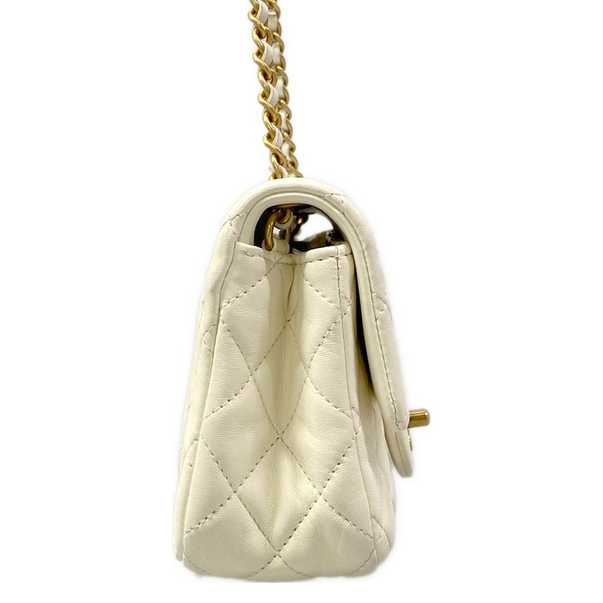Chanel Shoulder Bag Mini Quilted Ivory Lambskin — view 2