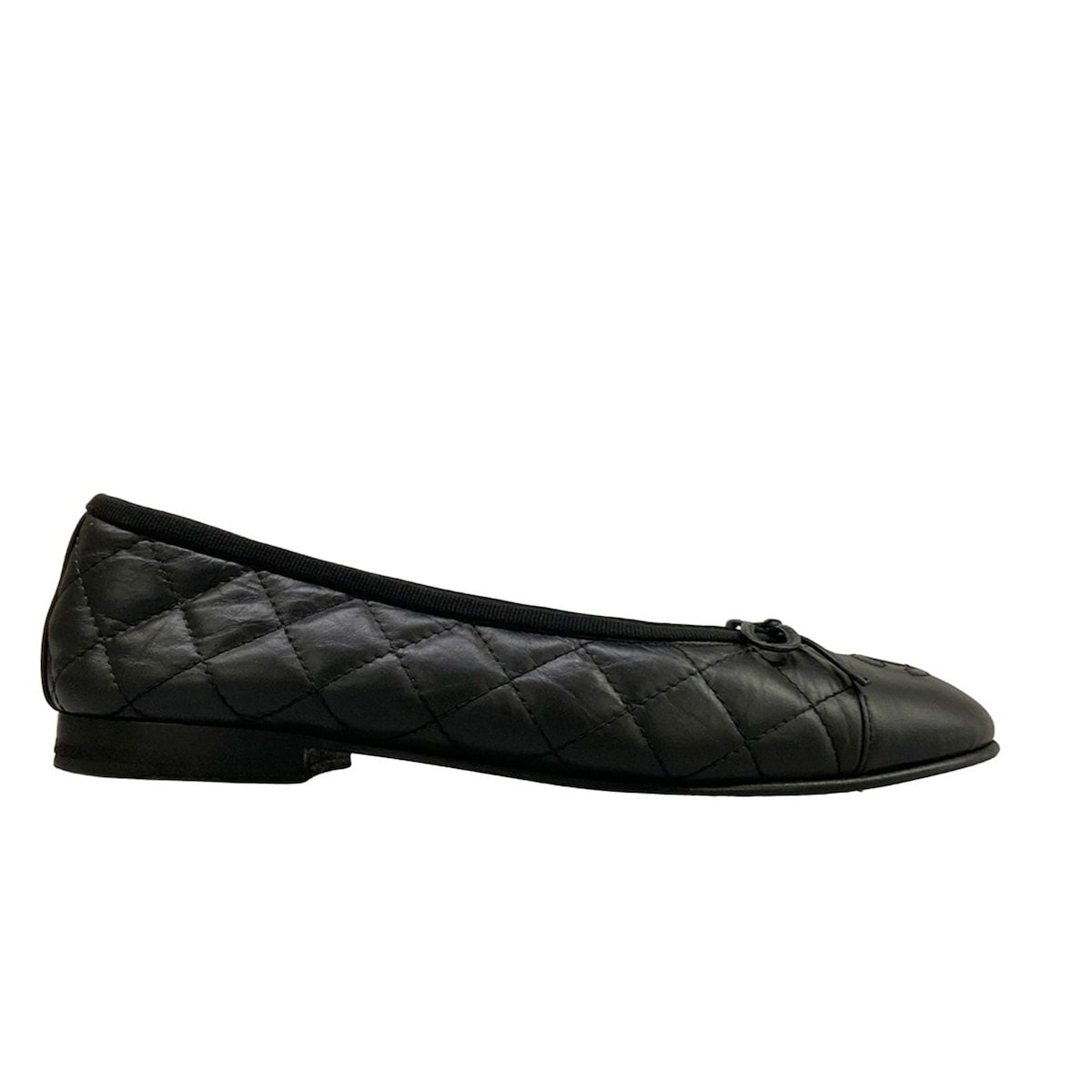 Chanel Pumps Black Quilted Ribbon CC Logo Lambskin Heels — view 4