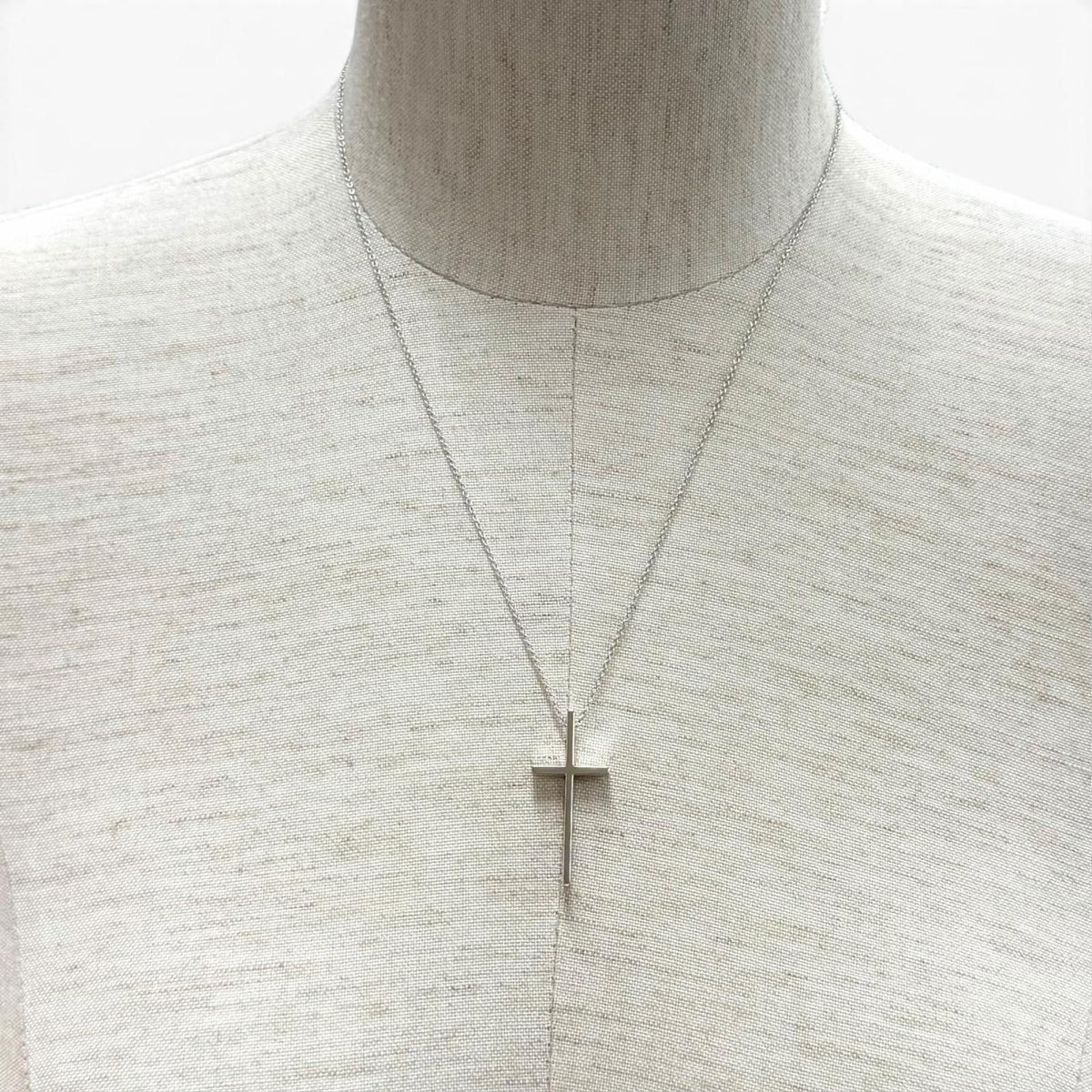 Tiffany & Co 750 Cross Pendant White Gold — view 3