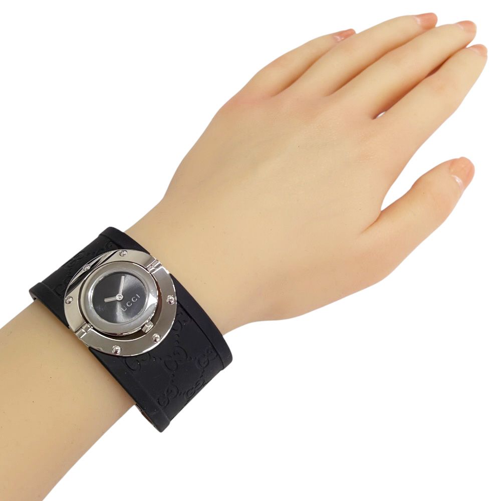Gucci Noir Watch Clock Stainless Steel 112 Quartz — view 2