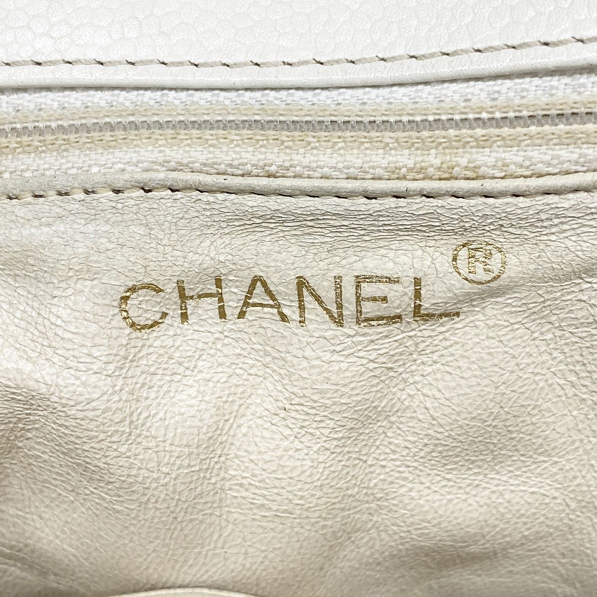 Chanel Handbag Quilted Caviar Leather White Gold — view 5
