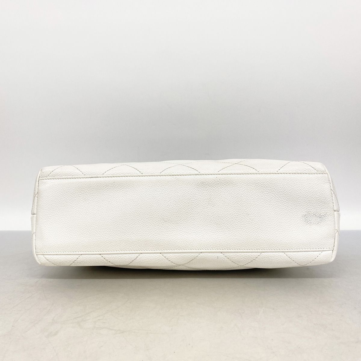 Chanel Handbag Quilted Caviar Leather White Gold — view 3