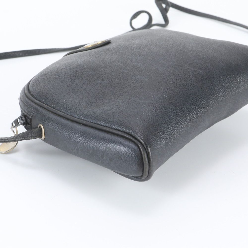 Dior Vintage Honeycomb Pattern Leather Shoulder Bag — view 5