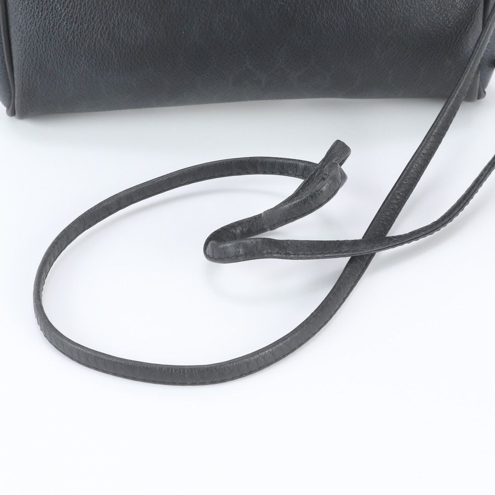 Dior Vintage Honeycomb Pattern Leather Shoulder Bag — view 2