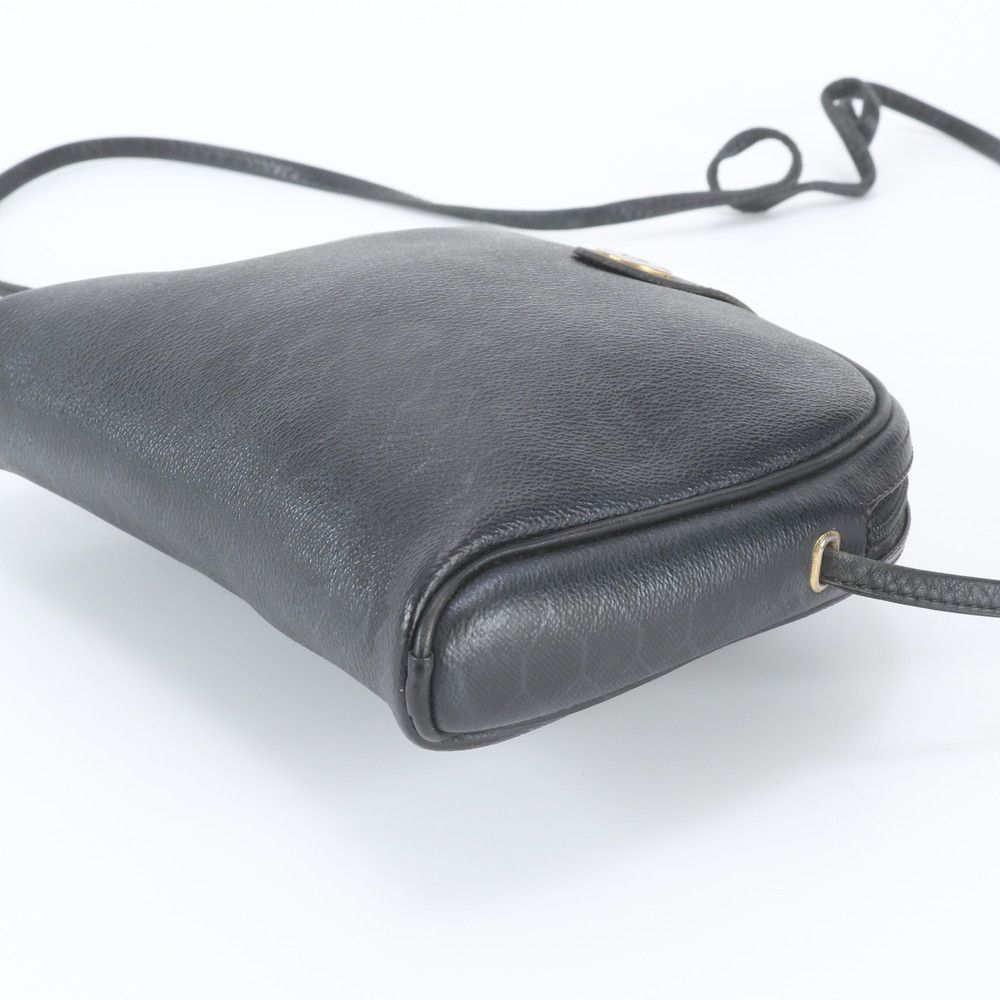 Dior Vintage Honeycomb Pattern Leather Shoulder Bag — view 4