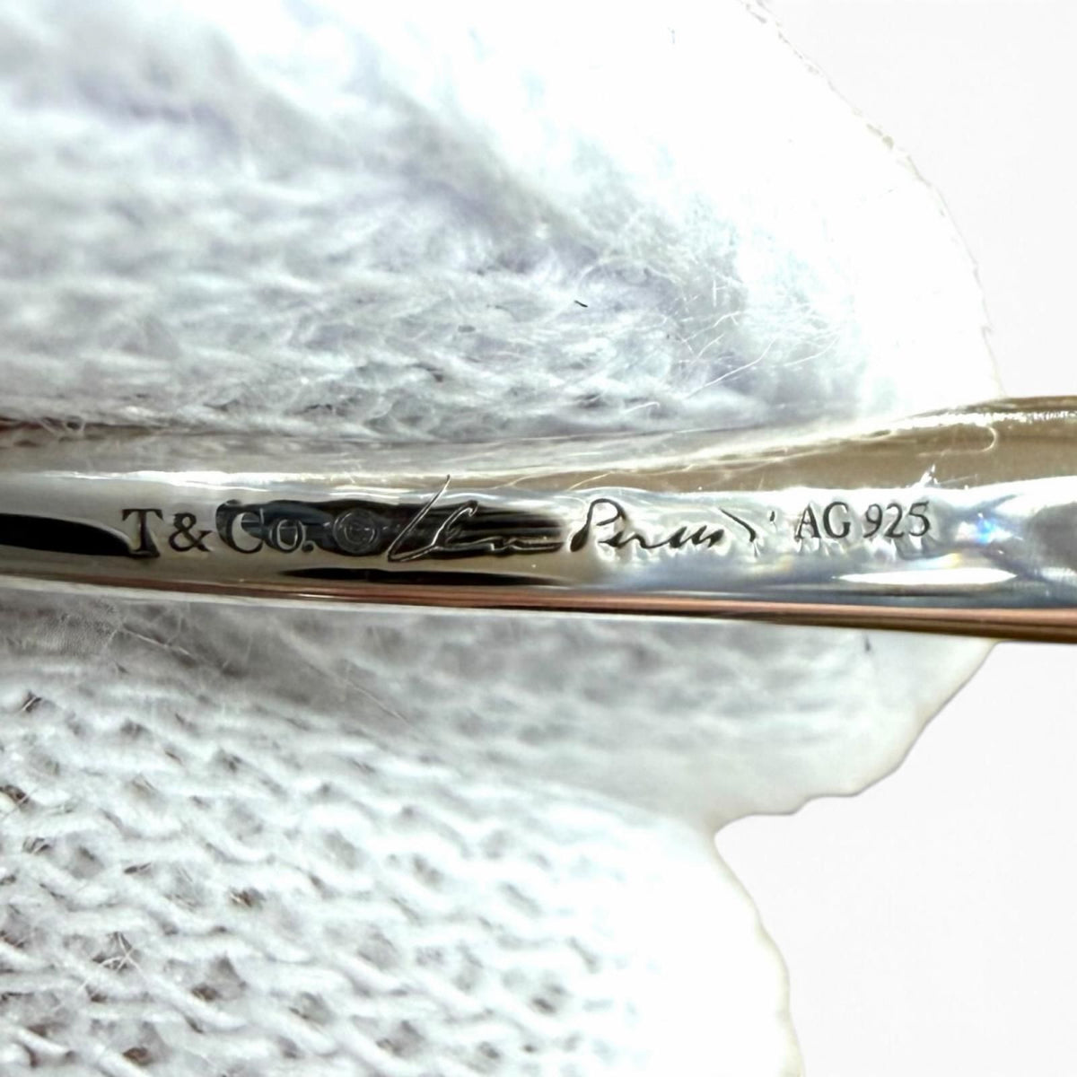 Tiffany & Co Elsa Peretti Open Heart Hoop Earrings Large Silver — view 6