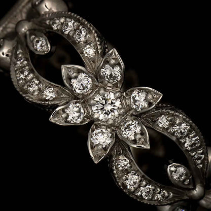 Gucci Flora Ring Diamond 18k White Gold — view 5