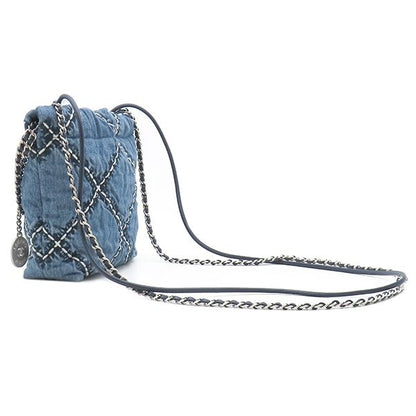 Chanel 2-Way Chanel 22 Hobo Mini Denim Blue Matte Silver — view 2