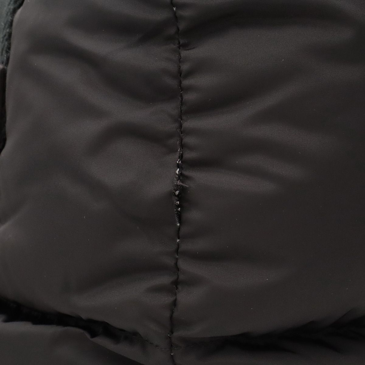 Moncler Caradoc Tote Bag Nylon Black — view 6