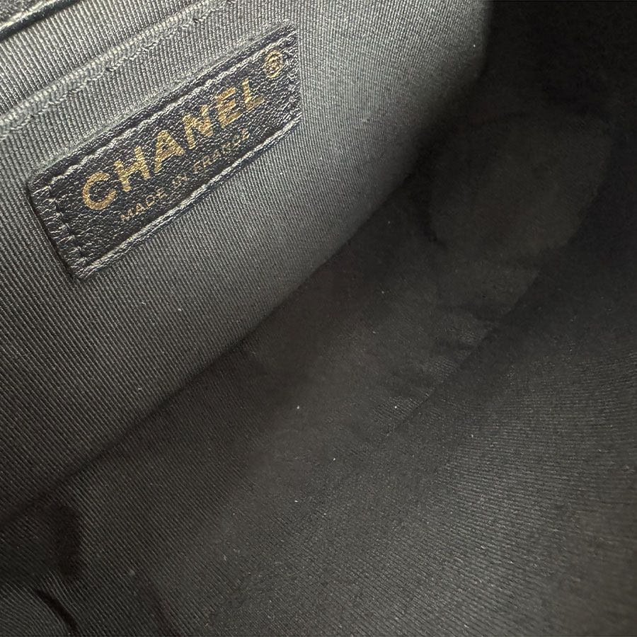 Chanel Shoulder Bag — view 5