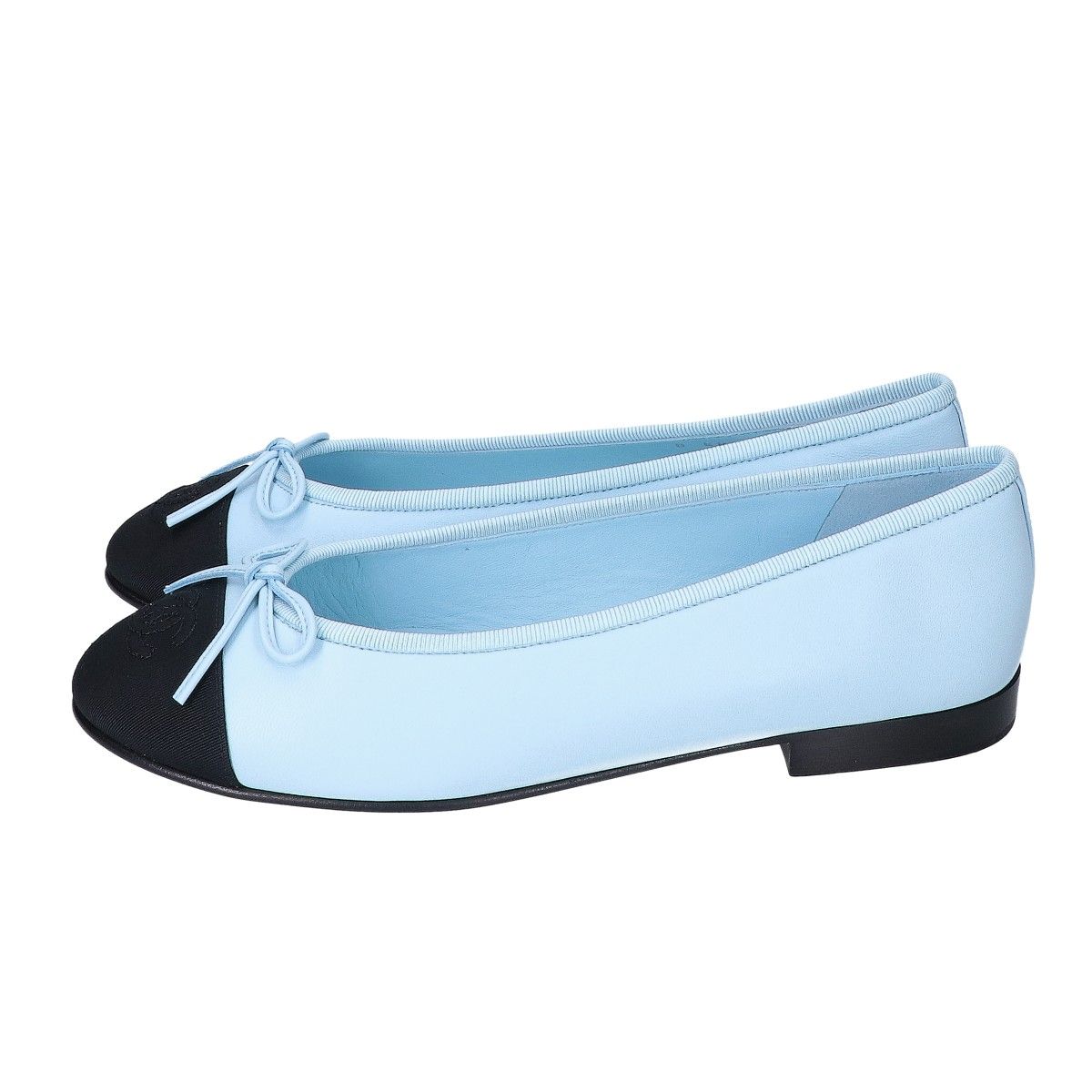 Chanel 24S CC Logo Ballerina Flat Pumps Ballet Shoes 37C — view 2