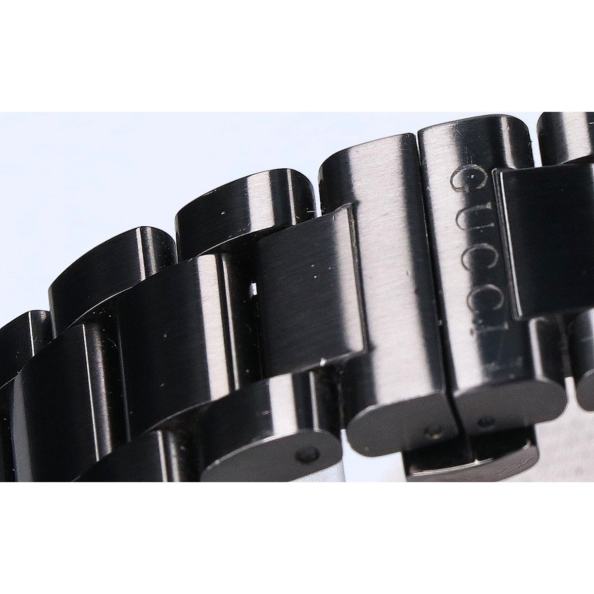 Gucci 136.2 G Dive Date Quartz Watch — view 7