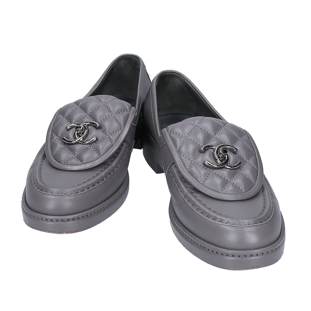 Chanel CC Logo Turnlock Quilted Loafers