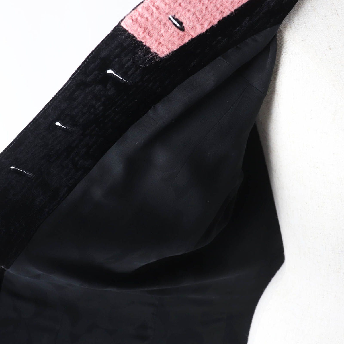 Chanel 22B Silk Blend Coco Buttons Tweed Switch Coat Black Pink French 38 — view 5