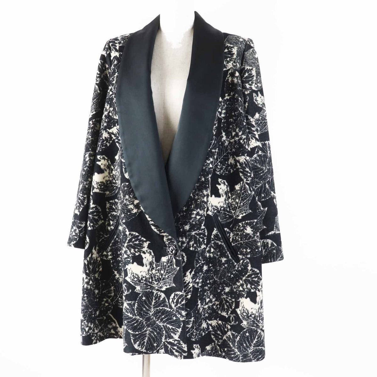 Chanel Part Lining Silk 100% Coco Buttons All Over Print Shawl Collar Coat