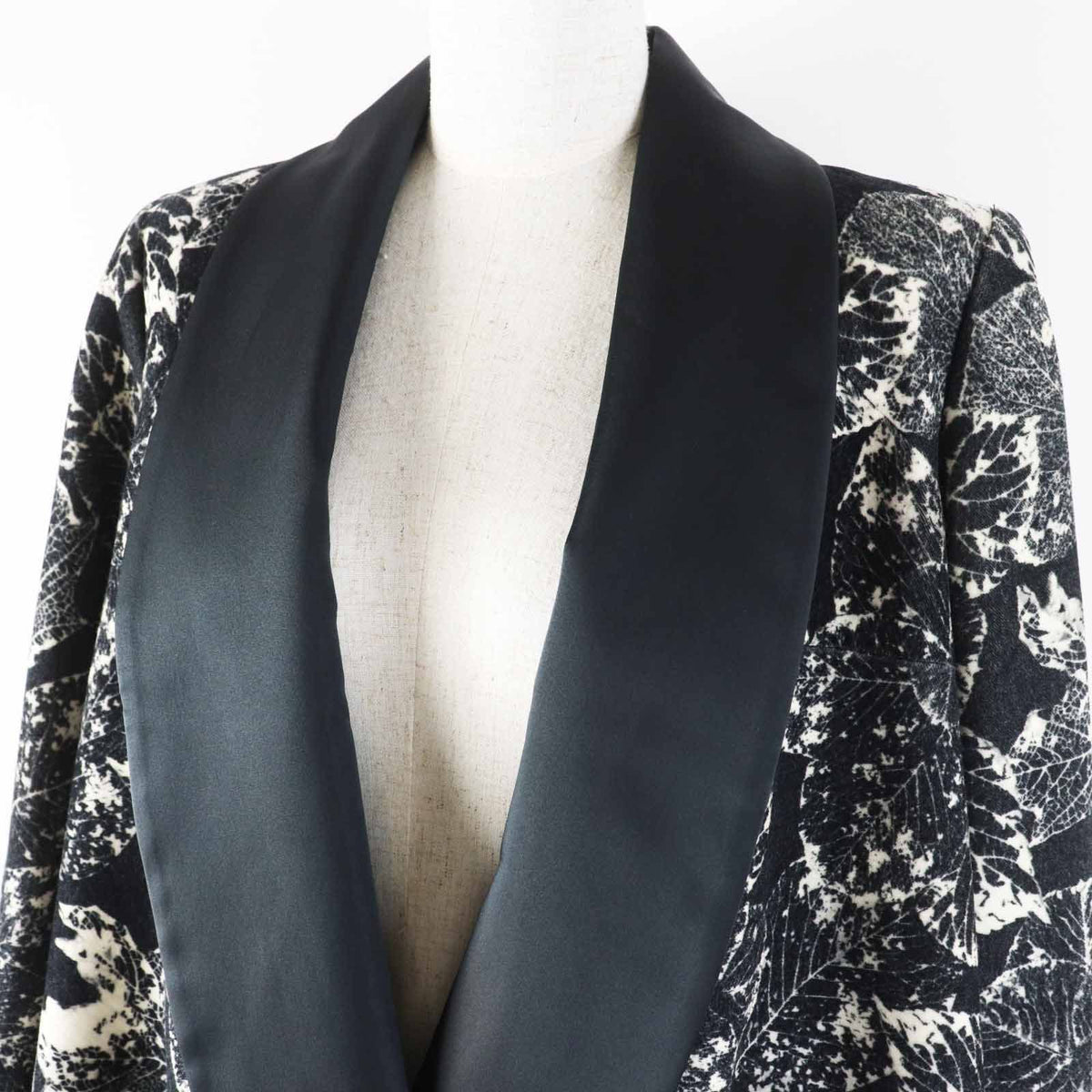 Chanel Part Lining Silk 100% Coco Buttons All Over Print Shawl Collar Coat — view 2