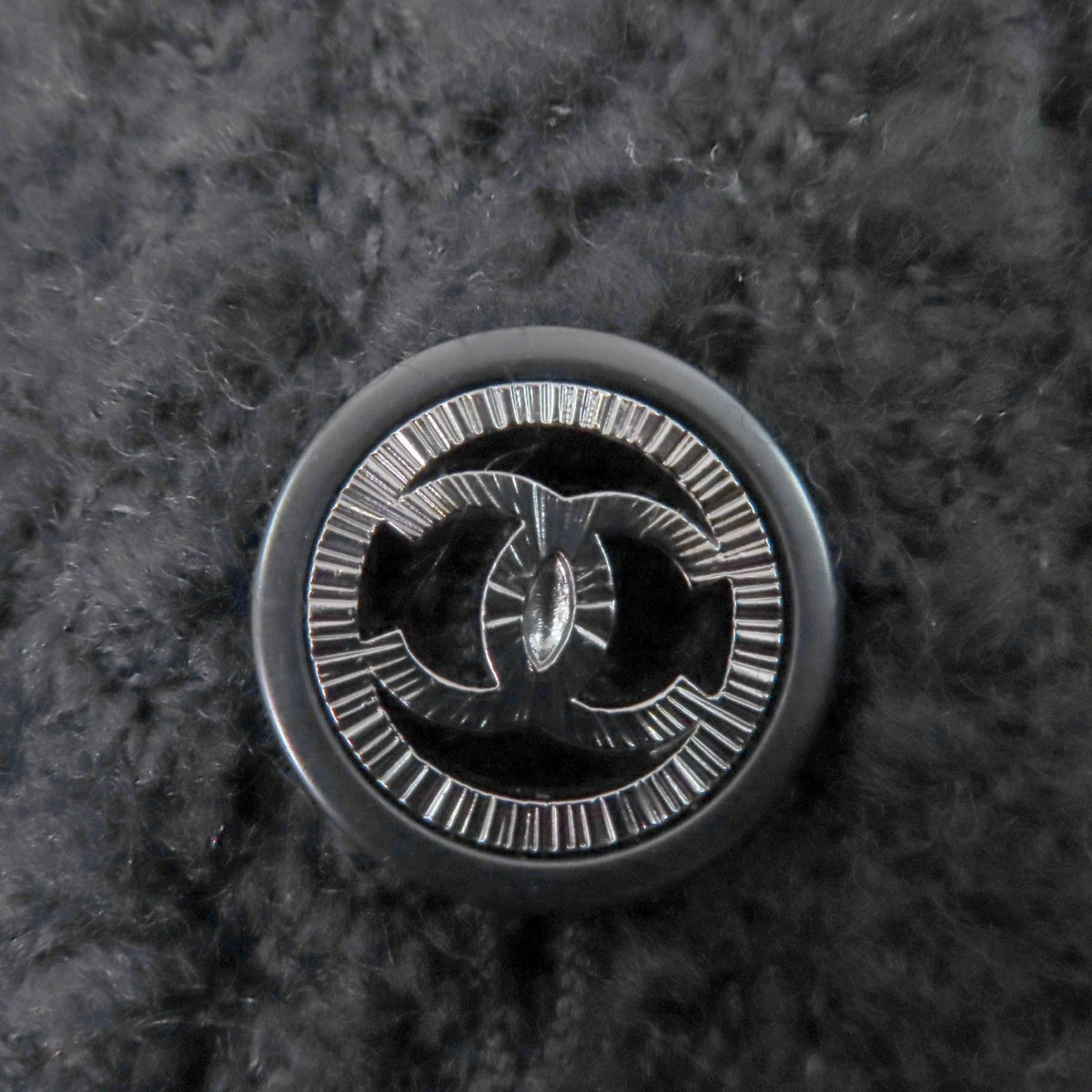 Chanel Wool CC Logo Buttoned Tweed Coat Black 34 — view 6