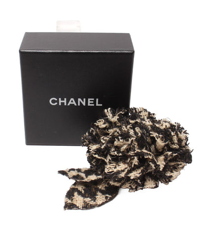 Chanel Corsage Gold Camellia Tweed Brooch — view 6
