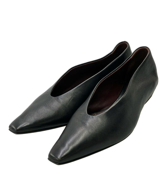 Bottega Veneta Almond Toe Flat Shoes Pumps
