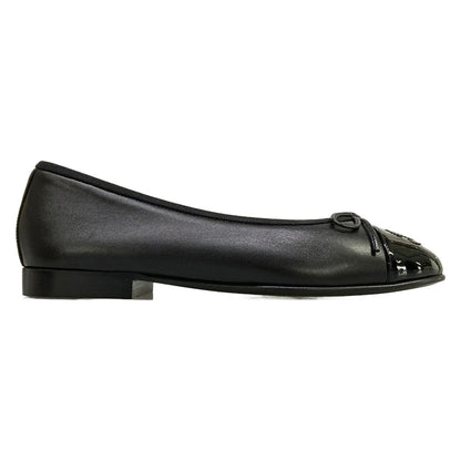 Chanel Flat Shoes Black CC Logo Ribbon Leather Lambskin — view 4
