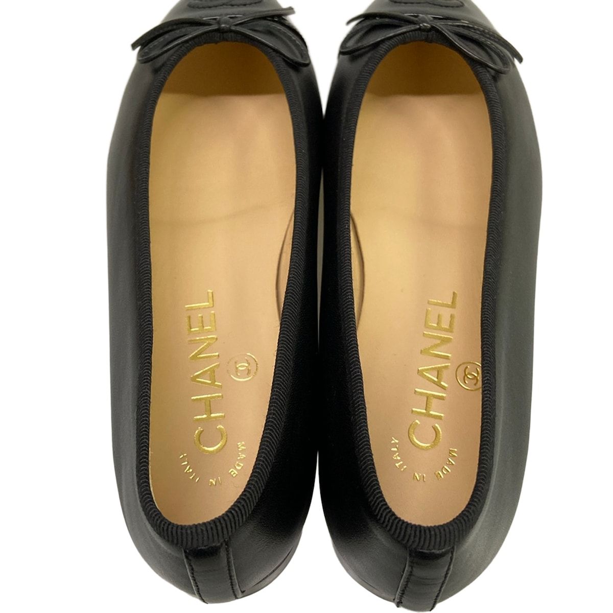Chanel Flat Shoes Black CC Logo Ribbon Leather Lambskin — view 7