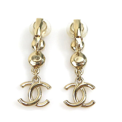 Chanel Earrings Gold — view 5