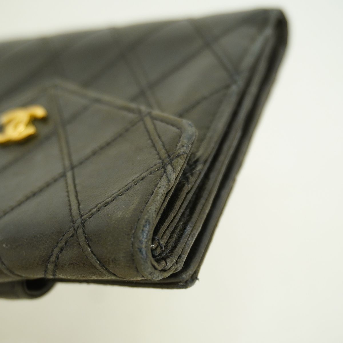Chanel Wallet Bicolor Lambskin Black Gold — view 7