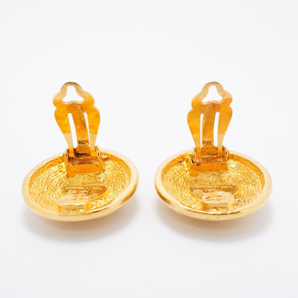 Chanel Earrings Vintage CC Logo Quilted Round Circle Gold Plated — view 6