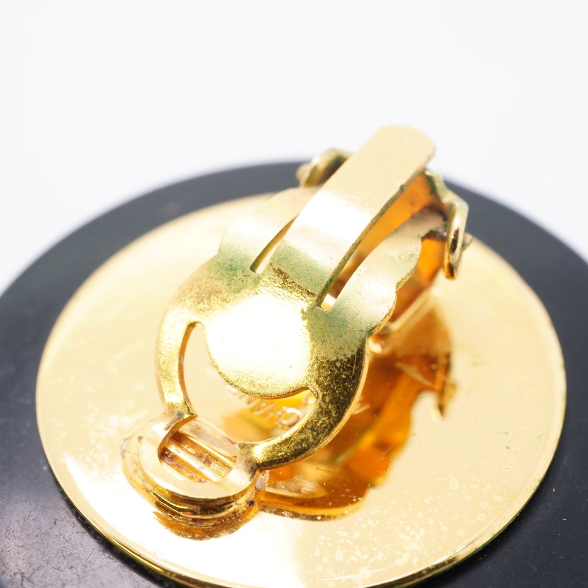 Chanel Earrings Vintage CC Logo Quilted Plastic Gold Plated Black — view 6