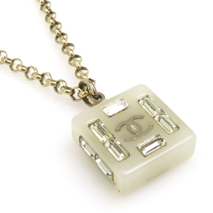Chanel Necklace CC Logo