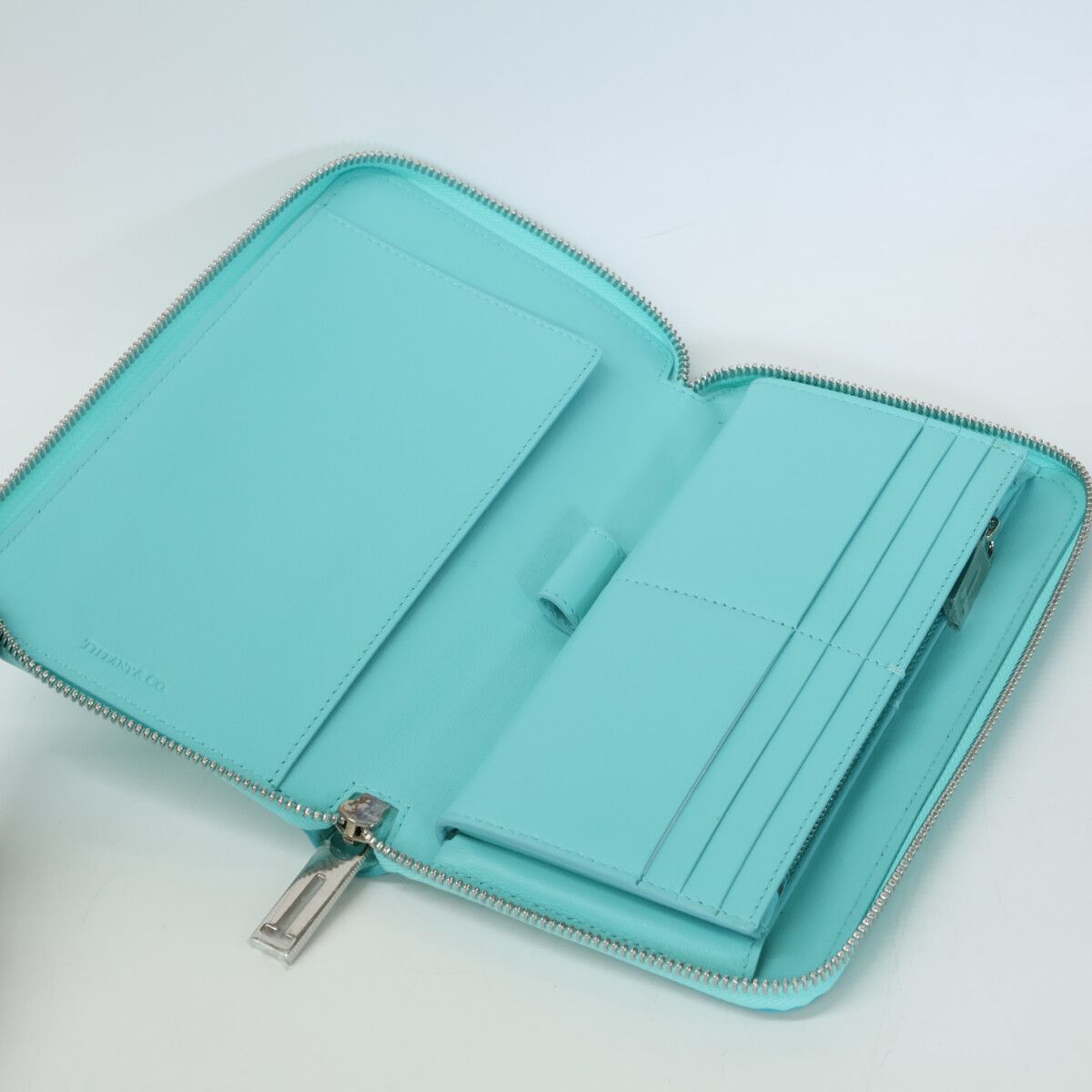 Tiffany & Co Smooth Leather Zip Around Wallet — view 6