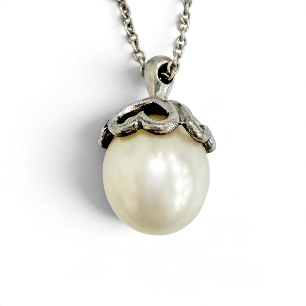 Tiffany & Co 925 Fresh Water Pearl Open Heart Necklace Silver