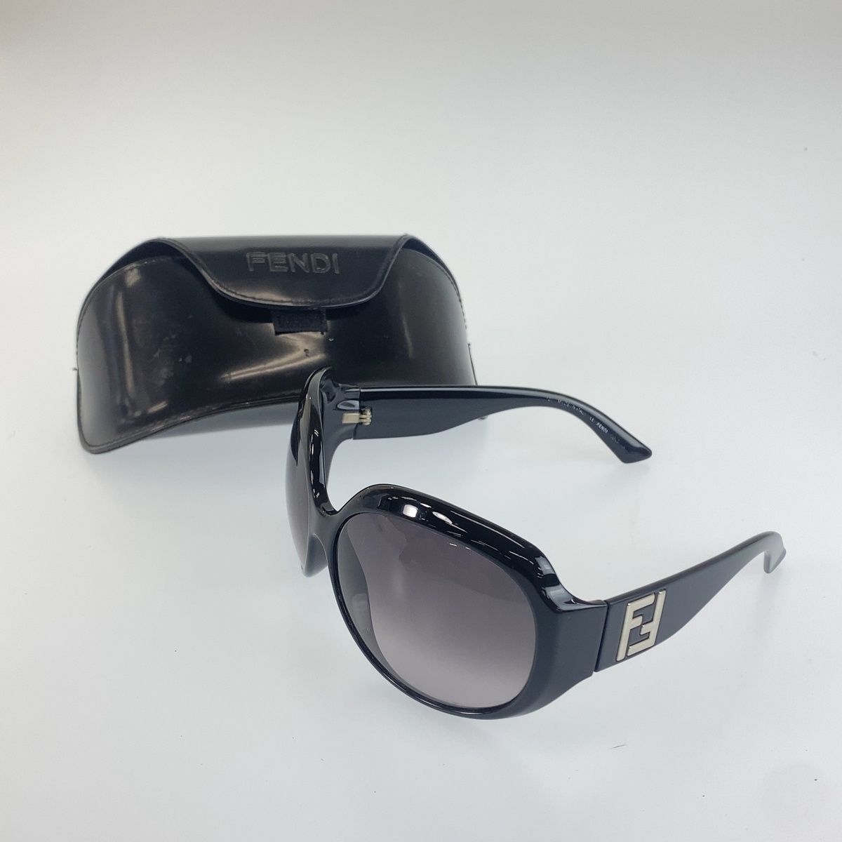 Fendi FF Logo Sunglasses Black Silver Acetate Eyewear — view 6
