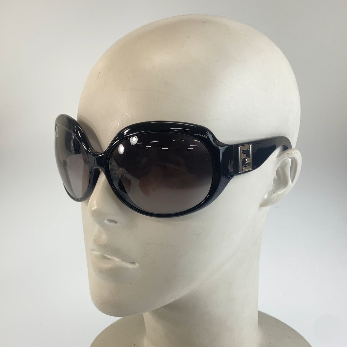 Fendi FF Logo Sunglasses Black Silver Acetate Eyewear — view 8