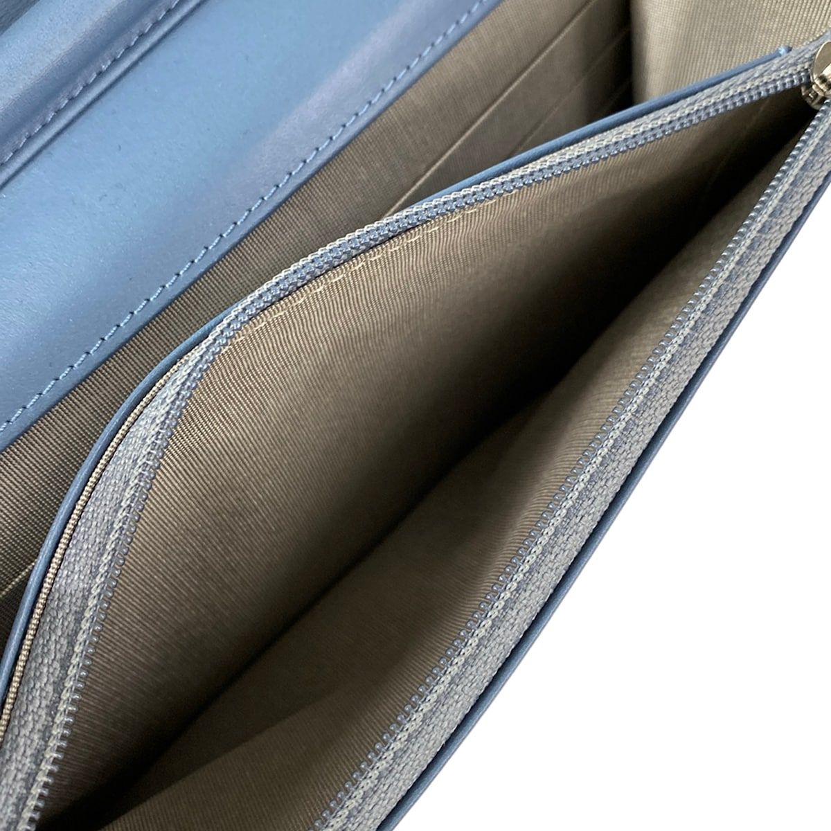 Chanel Wallet Light Blue Chain CC Logo Shoulder Bag — view 5