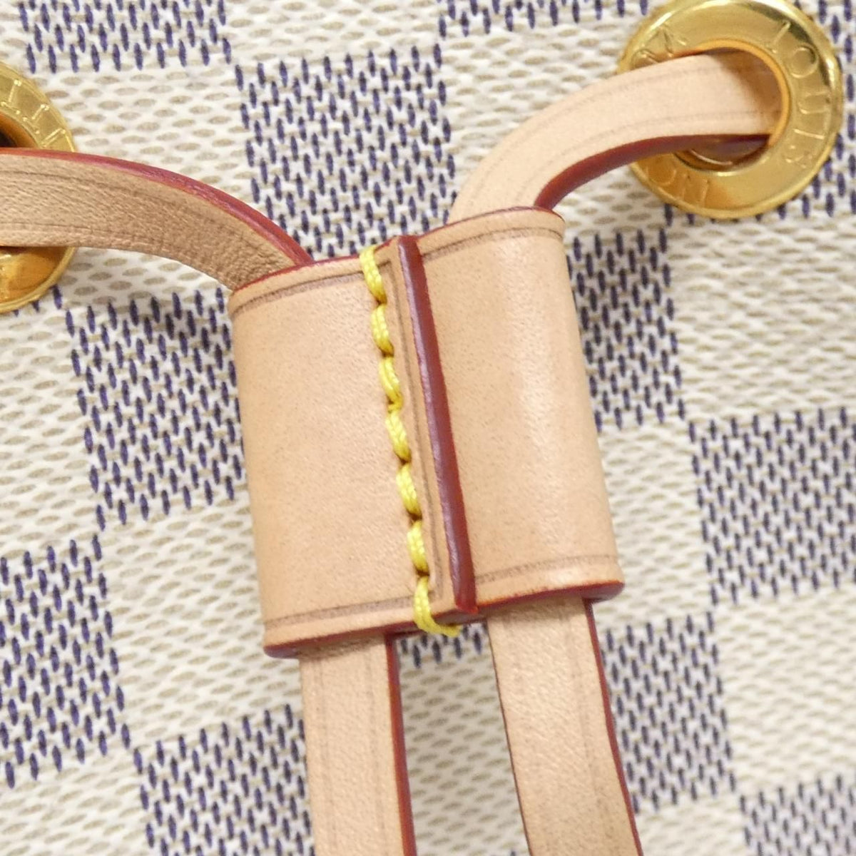 Louis Vuitton Damier Azur Neo Noe Shoulder Bag — view 4