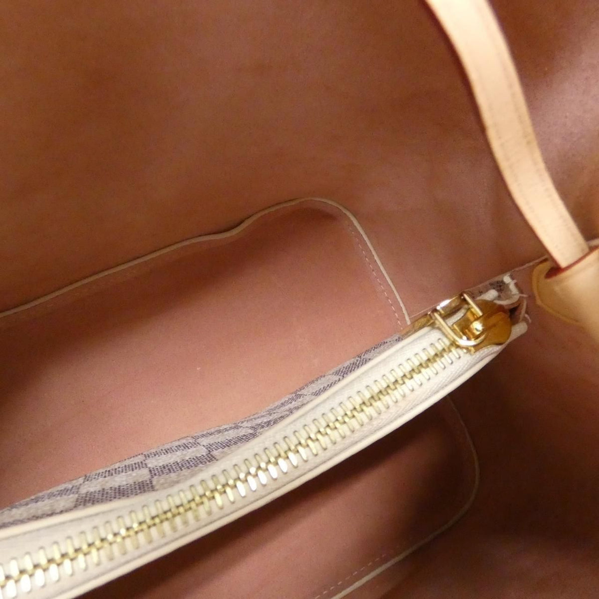 Louis Vuitton Damier Azur Neo Noe Shoulder Bag — view 8