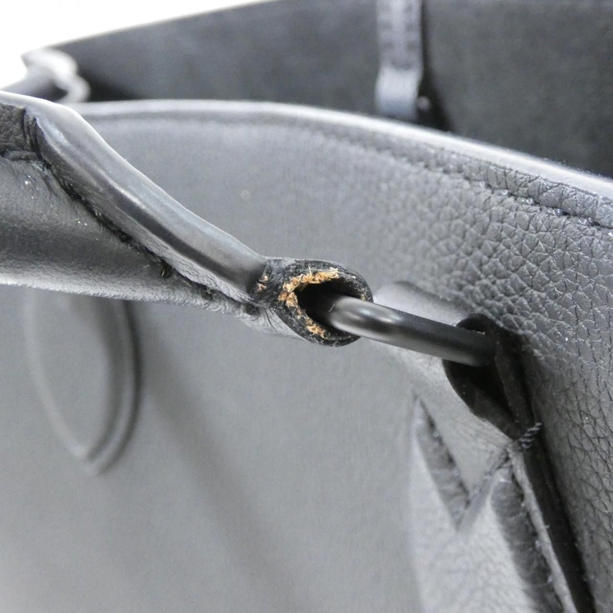 Louis Vuitton Lockme Tote Bag MM — view 5