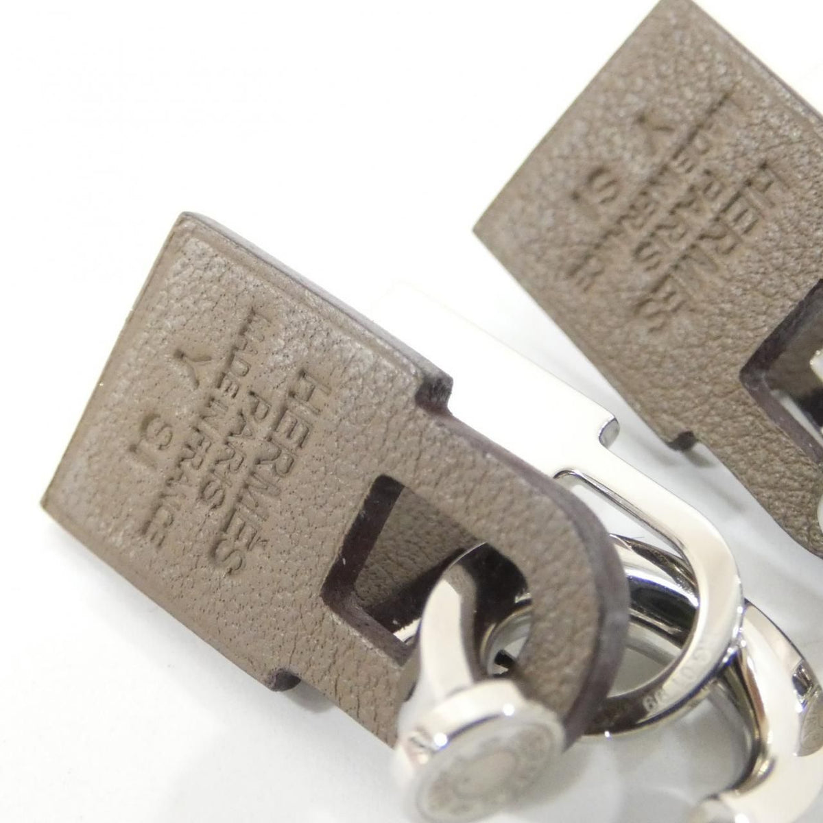 Hermes O'Kelly Earrings Gray — view 4