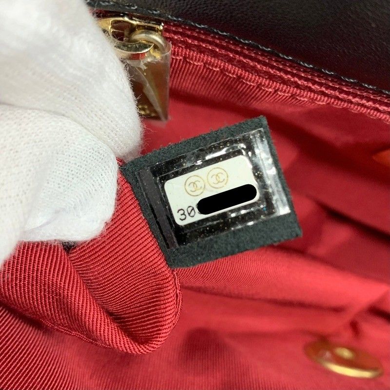 Chanel 19 Shoulder Bag Black Gold Silver CC Logo Turnlock Chain — view 8