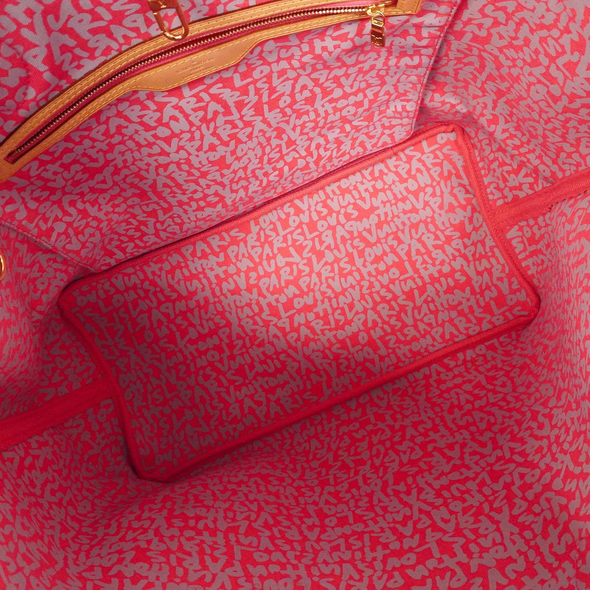 Louis Vuitton Tote Bag Monogram Graffiti Neverfull GM Fuchsia — view 4