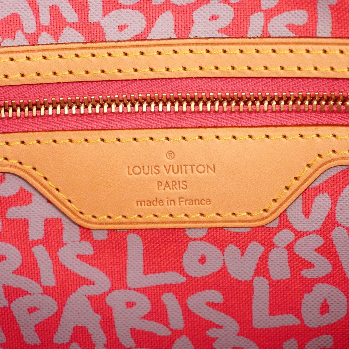 Louis Vuitton Tote Bag Monogram Graffiti Neverfull GM Fuchsia — view 5