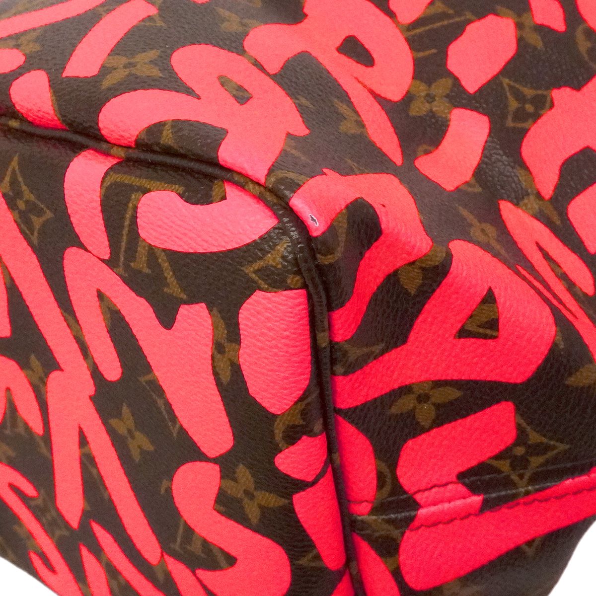 Louis Vuitton Tote Bag Monogram Graffiti Neverfull GM Fuchsia — view 6