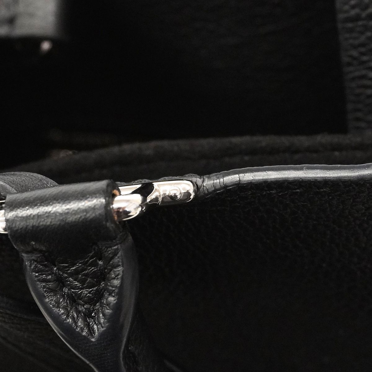 Louis Vuitton Handbag Lockme Day Noir 2-Way Bag — view 7